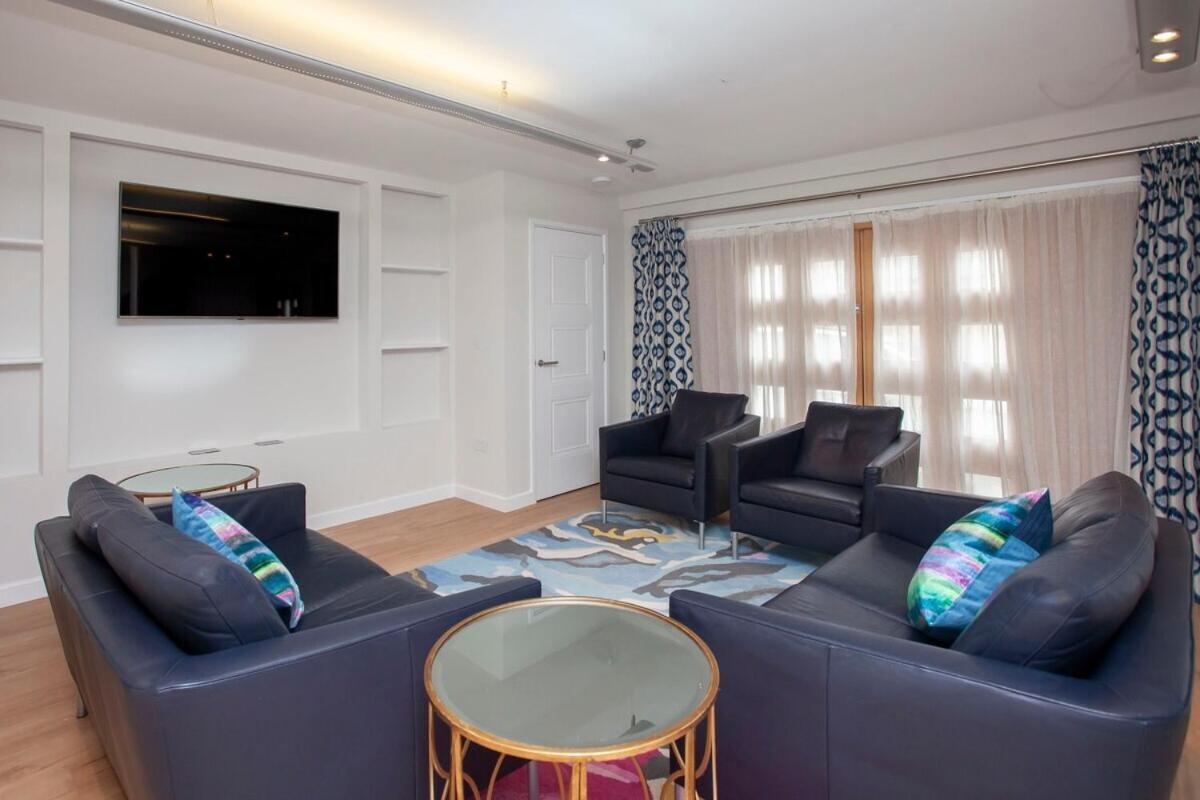 ※ Spacious Georgian Coach House & With Parking Bath Exterior photo